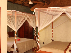 Kubu Safari Lodge