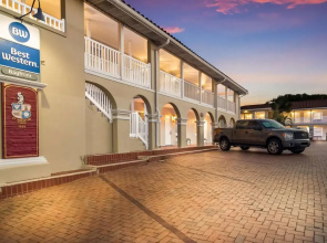 Monterey Inn Bayfront