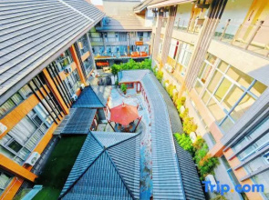 Mingyueshan Tangchi Hot Spring Hotel