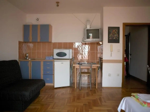 Studio Mira
