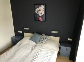 Hillside Rooms and Apartment