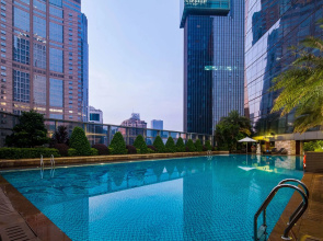 DoubleTree by Hilton Guangzhou-Free Shuttle Bus to Canton Fair Complex & Overseas Buyer Registration Services during Canton Fair Period