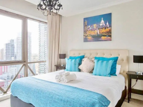 Melbourne Luxury CBD Apartment
