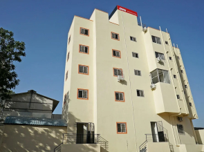 Oyo 19363 United Star Hotel