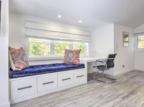 Modern Escape w/ Fire Pit, Near Lake Waramaug