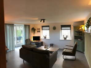Beautiful house with large garden, in Noordwijk and by the sea