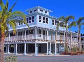 Dolphin Point Villas