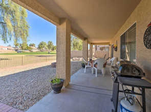 Fort Mohave Family Home w/ Golf Course Views!
