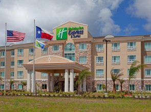 Holiday Inn Express Hotel & Suites - Houston Space Center by IHG