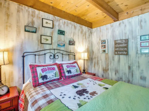 10 Mi to Ski Slopes: South Lake Tahoe Home