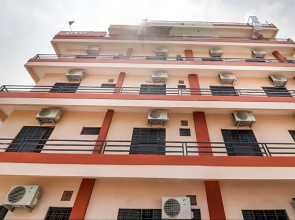 Flagship 75000 Sonal's Inn Allen Ganj