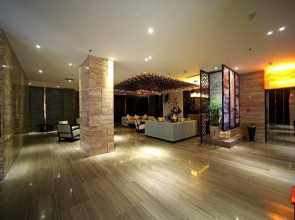 Oriental Xuanyi Holiday Hotel