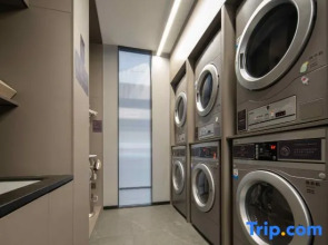 Jinan Old Commercial Port Jingsan Road Light Residence Hotel