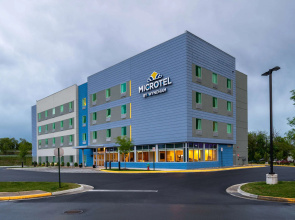 Microtel Inn & Suites by Wyndham Winchester