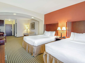 La Quinta Inn And Suites by Wyndham Woodward