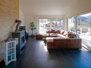 Modern and Cosy 5 Rooms Penthouse With Stunning View