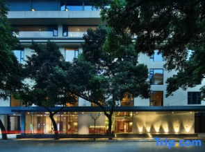 SYYF Li River Landscape Courtyard Hotel( Elephant Trunk Hill and Two Rivers & Four Lakes)