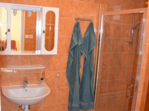 Napsugar Apartmanhaz