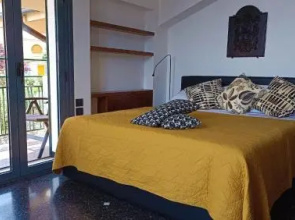 A Due Passi Dal Cielo E Dal Mare - Apartment - Room & Parking