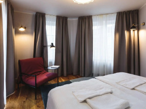 Отель Riga Lux Apartments – Skolas