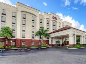 Hampton Inn & Suites Fort Myers-Estero/FGCU