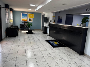 Days Inn by Wyndham Lake City I-10
