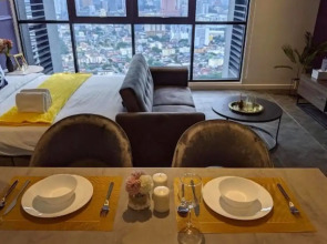 Mana-Mana Suites at Scarletz KLCC