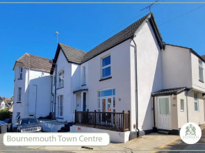 Town Centre House for 6 Guests