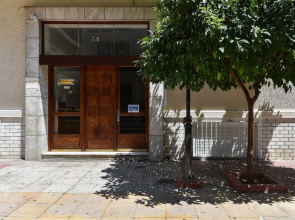 Victoria Square Apartment 2 Bedrooms 1.5 Bathroom Apts