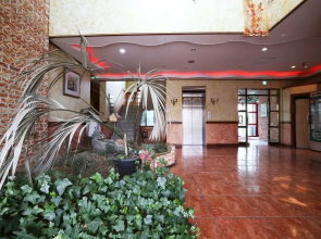 Asan Red House