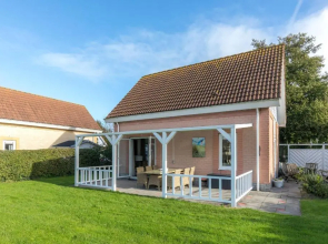 Villa-Meerchen-Villa-mit-ueberdachter-Terrasse-800m-vom-Strand-entfernt