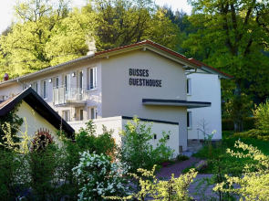 Busses Hotel