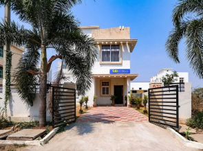 Fabexpress Kp Suites Villas