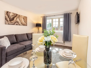 Asha Court Worcester Guest Homes