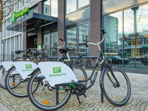 Отель Premier Inn Berlin Alexanderplatz