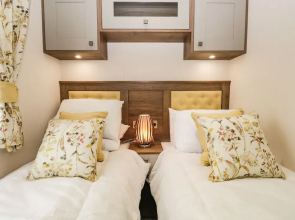 Ashton Lodge - Sherwood 4