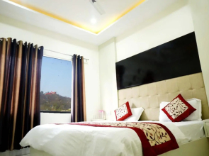 Hotel Laxmi Inn by OYO Rooms