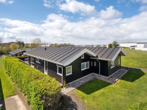 "Elene" - 350m from the sea in Funen