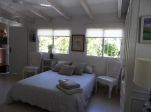 Casa con jardín frente Playa de Burriana