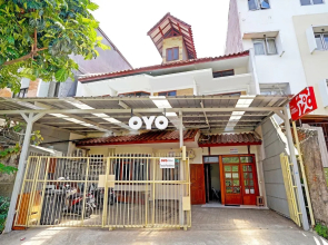 Teratai Residence by  OYO