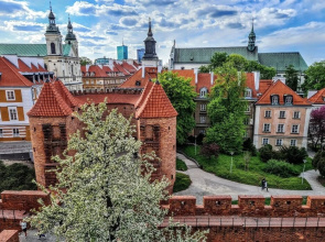 Warsaw Old Town Apartment by Renters