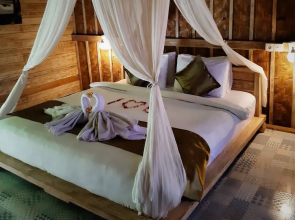 Nunung Guest House