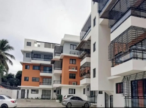 Hermoso Apartamento de Tres Habitaciones