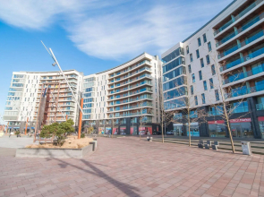 Dream Apartments - Titanic Arc