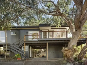Whispering Gums Lorne Ocean Views Pet Friendly EV Charger