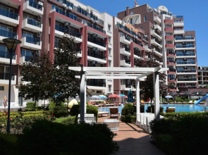 Apartments in Admiral Plaza Aparthotel
