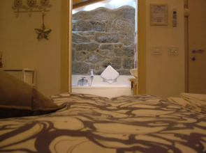 Il Noce alla Finestra