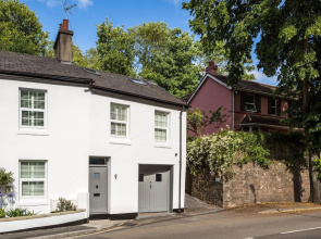 Daison Boutique Cottage 1A