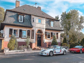 Villa Mondial