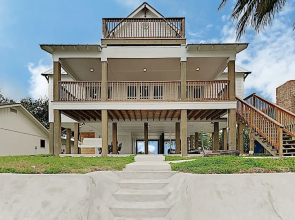 New Listing! Brand-new Canal-side W/ Deck 3 Bedroom Home